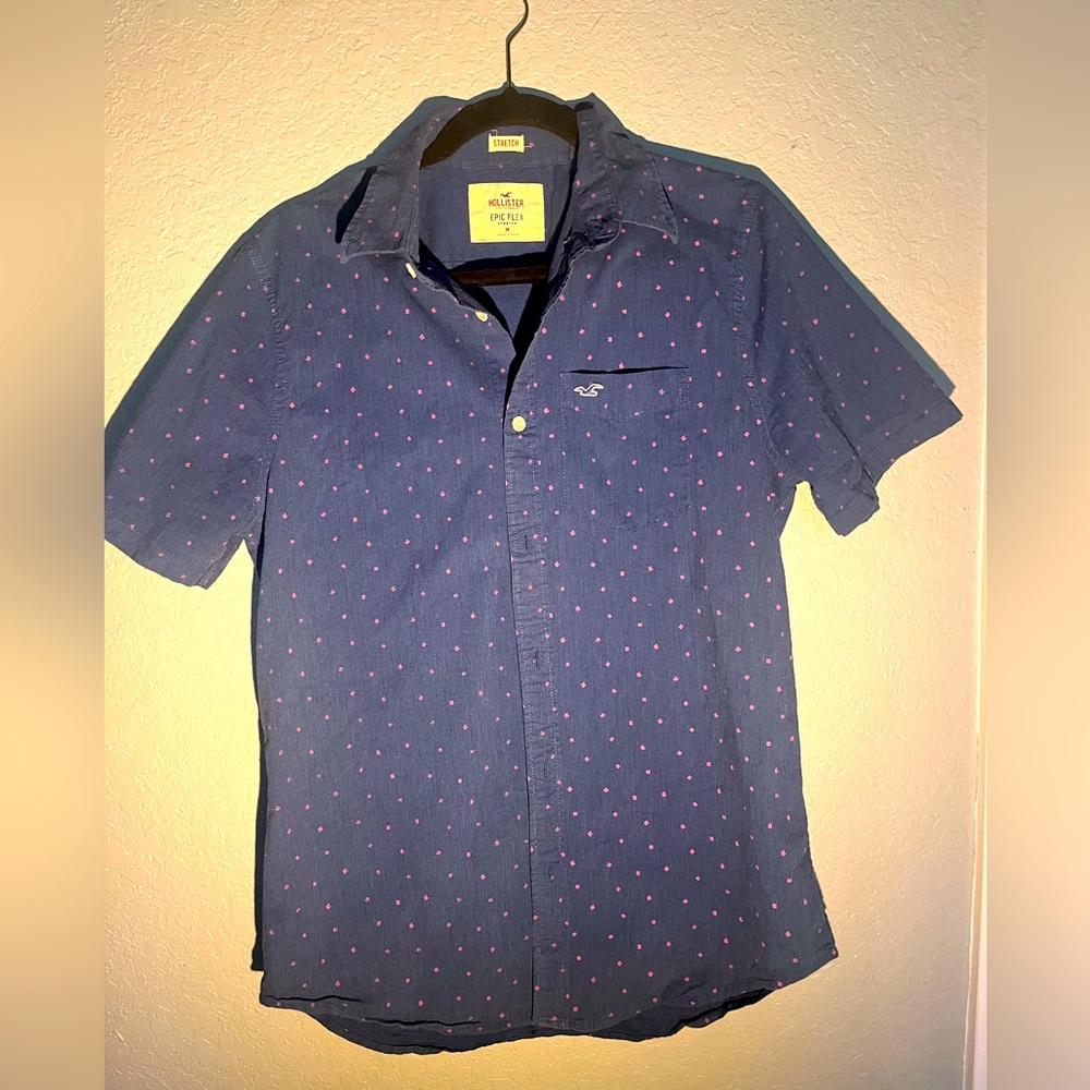 Hollister men’s shirt